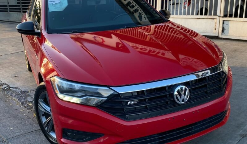 
								VOLKSWAGEN JETTA 2021 completo									