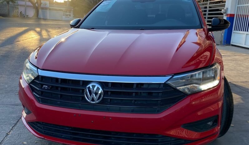 
								VOLKSWAGEN JETTA 2021 completo									