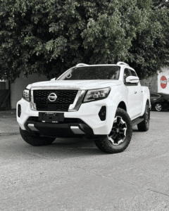 NISSAN FRONTIER 2021