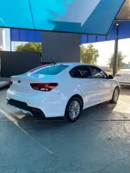 KIA RIO 2020 completo