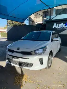 KIA RIO 2020 completo