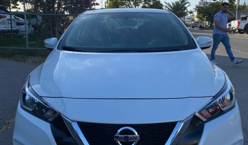 
								NISSAN VERSA 2020 completo									