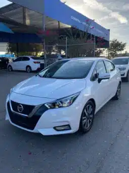 NISSAN VERSA 2020 completo