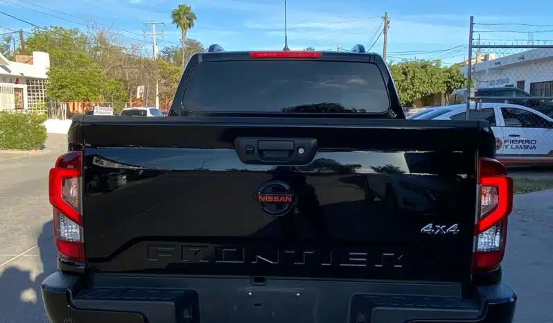 NISSAN FRONTIER 2021 completo
