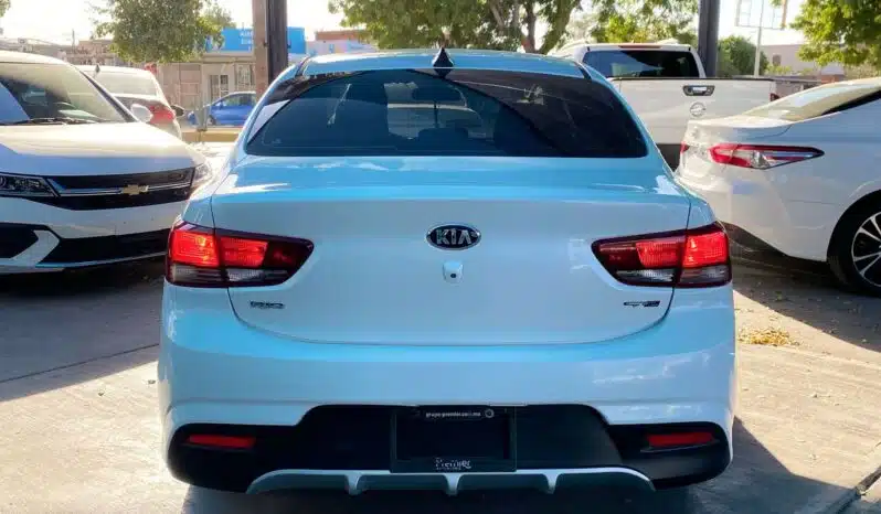 KIA RIO 2020 completo