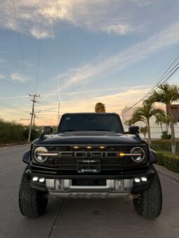 
										BRONCO RAPTOR completo									