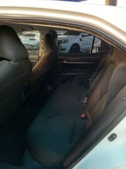 
										TOYOTA CAMRY 2020 completo									
