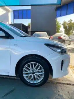 KIA RIO 2020 completo