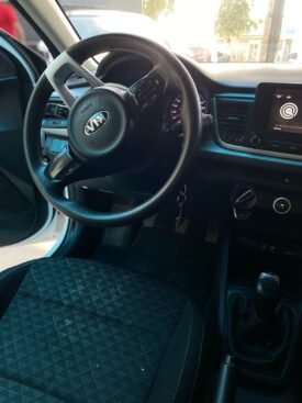 KIA RIO 2020