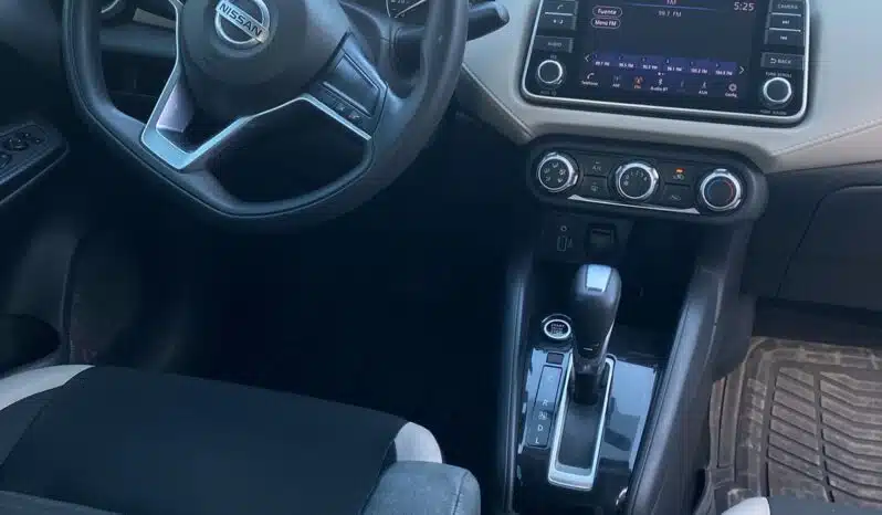 NISSAN VERSA 2020 completo