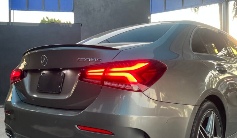 
								MERCEDES BENZ A200 AMG 2020 completo									