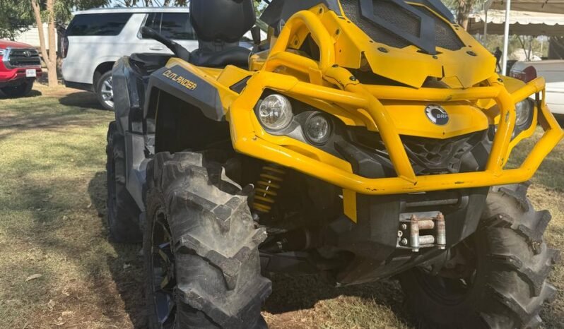 
								CAN AM OUTLANDER 2021 completo									