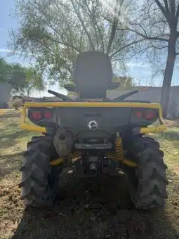 CAN AM OUTLANDER 2021 completo