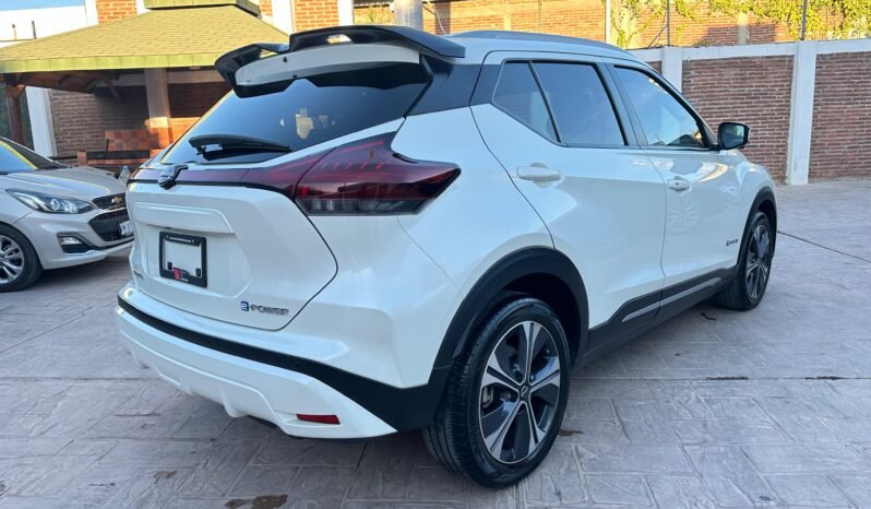 
								NISSAN KICKS 2023 completo									