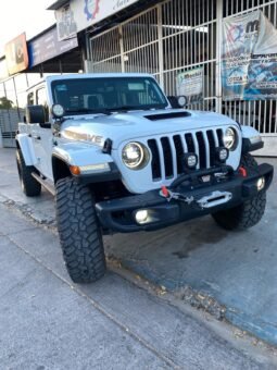 
										JEEP MOJAVE 2023 completo									