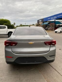 
										CHEVROLET ONIX 2023 completo									