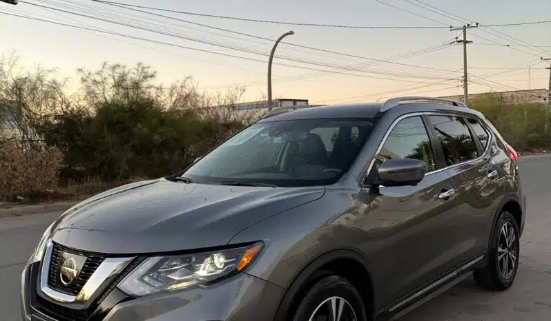 NISSAN ROGUE 2017 completo