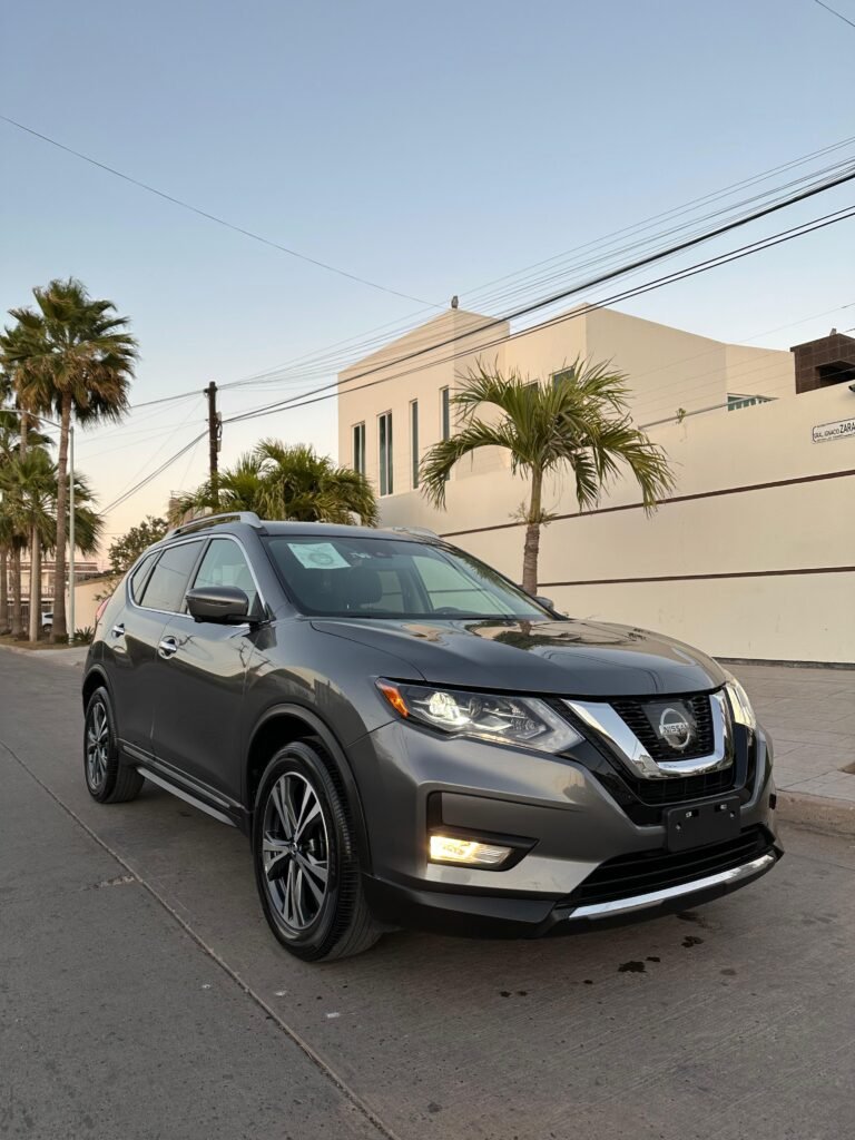 NISSAN ROGUE 2017
