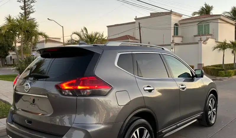 NISSAN ROGUE 2017 completo