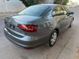 
										VOLKSWAGEN JETTA 2017 completo									