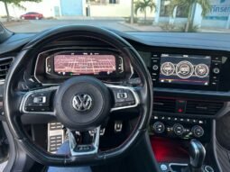 
										VOLKSWAGEN JETTA 2021 completo									