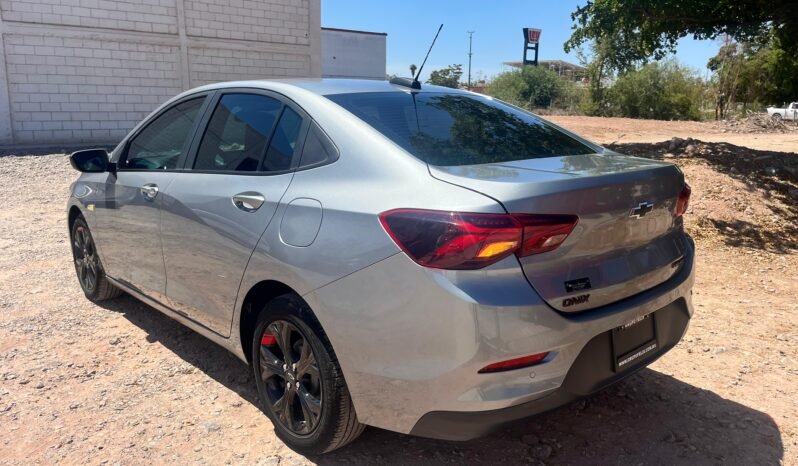 
								CHEVROLET ONIX 2023 completo									