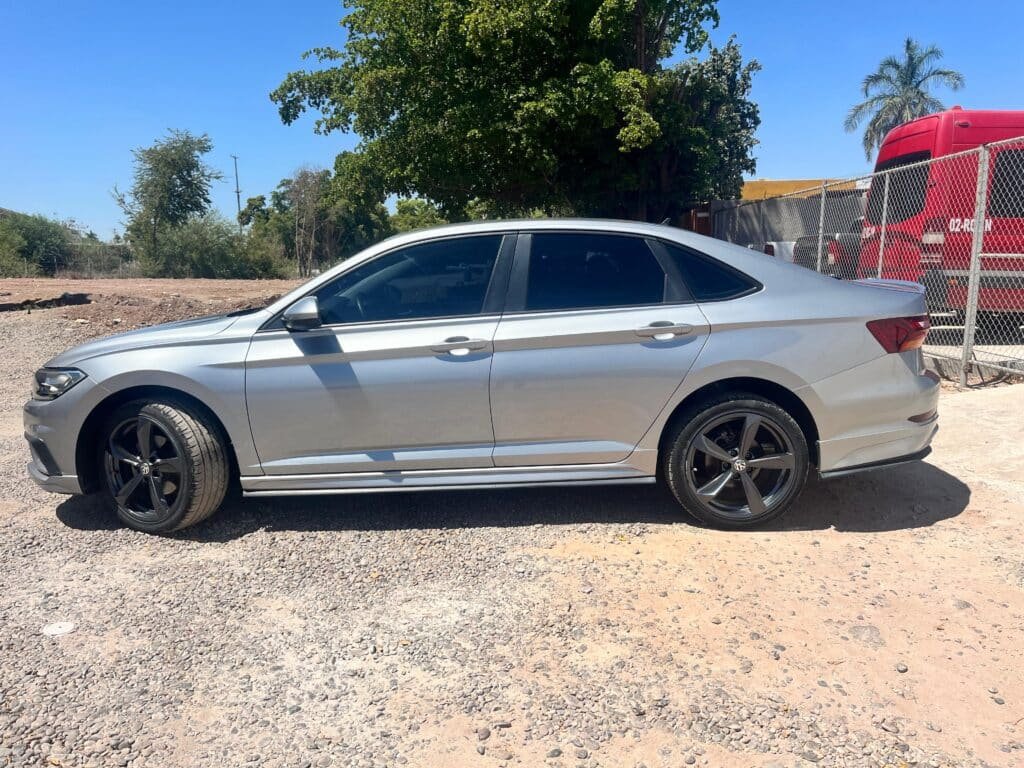 VOLKSWAGEN JETTA 2019