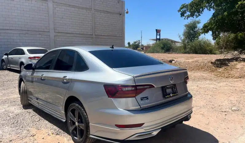 VOLKSWAGEN JETTA 2019 completo