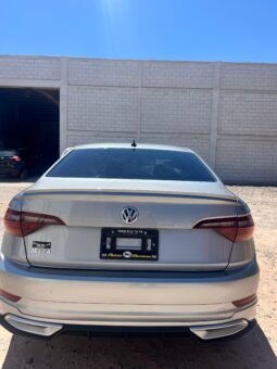 
										VOLKSWAGEN JETTA 2019 completo									