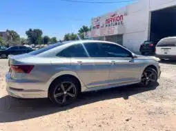 VOLKSWAGEN JETTA 2019 completo