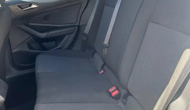 VOLKSWAGEN JETTA 2019 completo