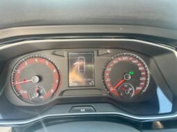 
										VOLKSWAGEN JETTA 2019 completo									