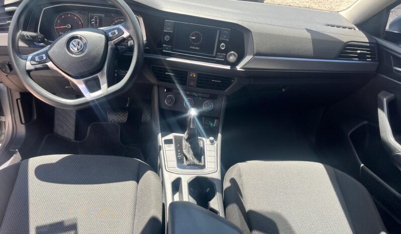 
								VOLKSWAGEN JETTA 2019 completo									