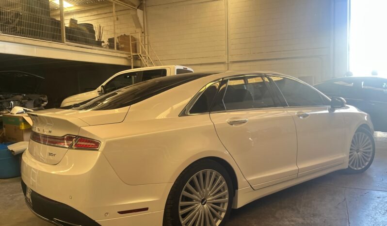 
								LINCOLN MKZ 2017 completo									