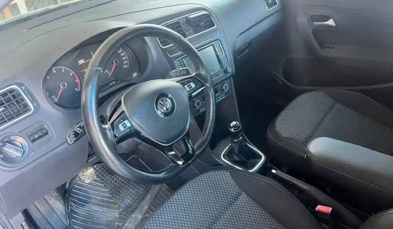 VOLKSWAGEN VENTO 2020 completo