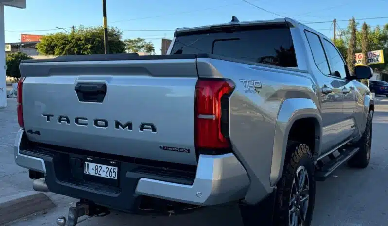 TOYOTA TACOMA 2024 completo