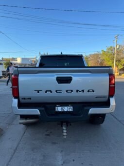 
										TOYOTA TACOMA 2024 completo									