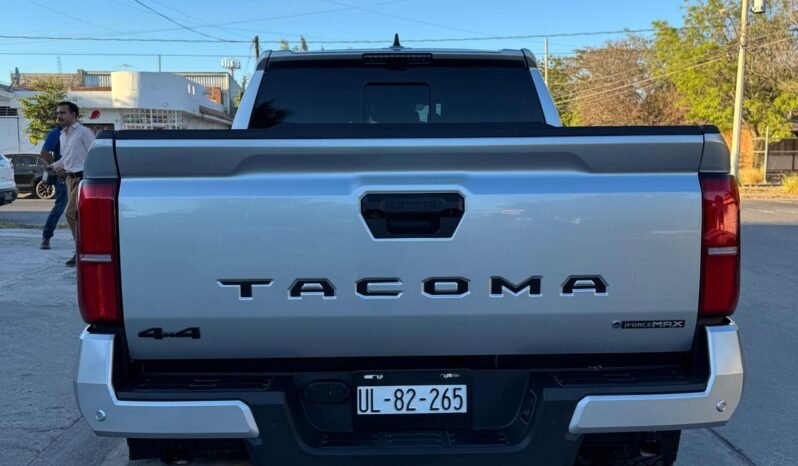 
								TOYOTA TACOMA 2024 completo									