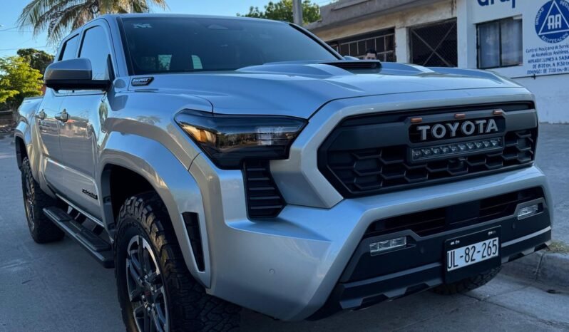
								TOYOTA TACOMA 2024 completo									