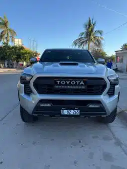 TOYOTA TACOMA 2024 completo