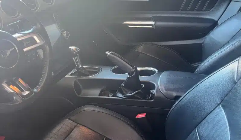 FORD MUSTANG 2018 completo