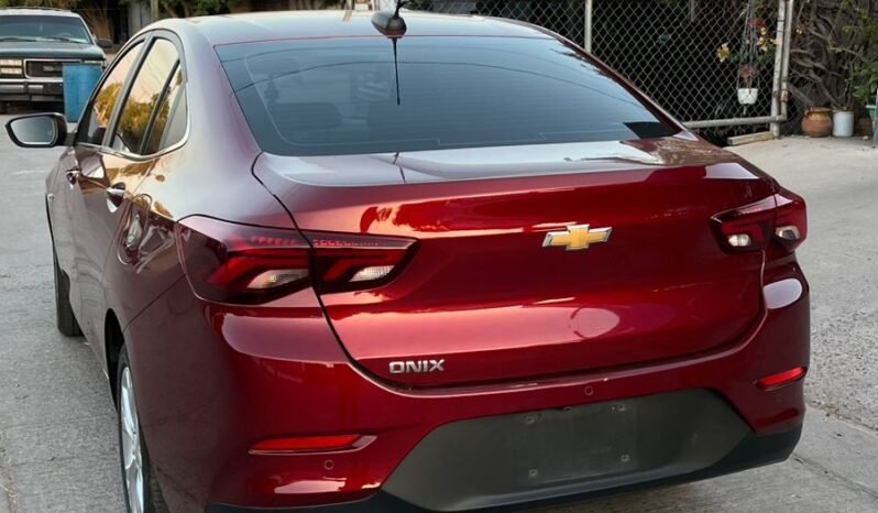 
								CHEVROLET ONIX 2024 completo									