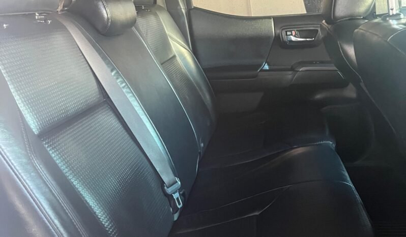 
								TOYOTA TACOMA 2020 completo									