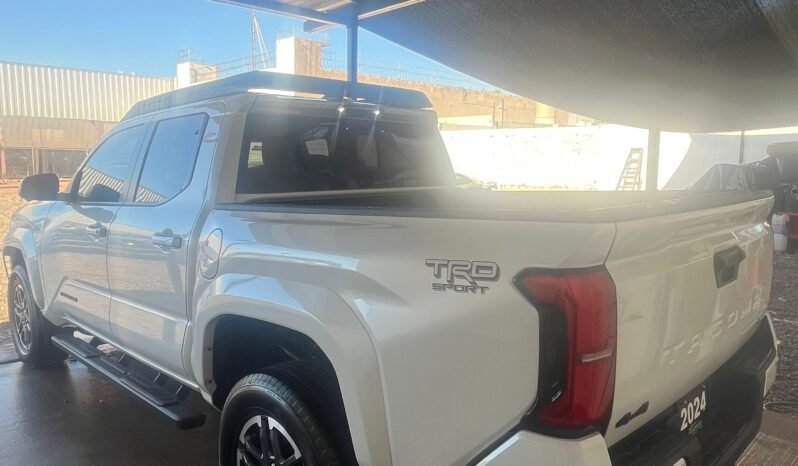 
								TOYOTA TACOMA 2024 completo									