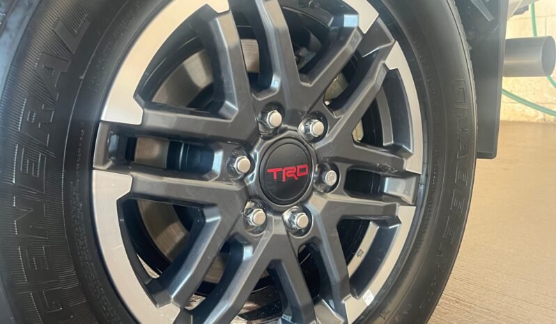 
								TOYOTA TACOMA 2024 completo									