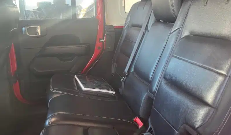 JEEP SAHARA 2021 completo