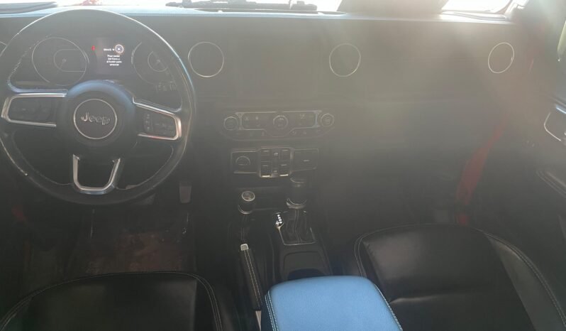 
								JEEP SAHARA 2021 completo									