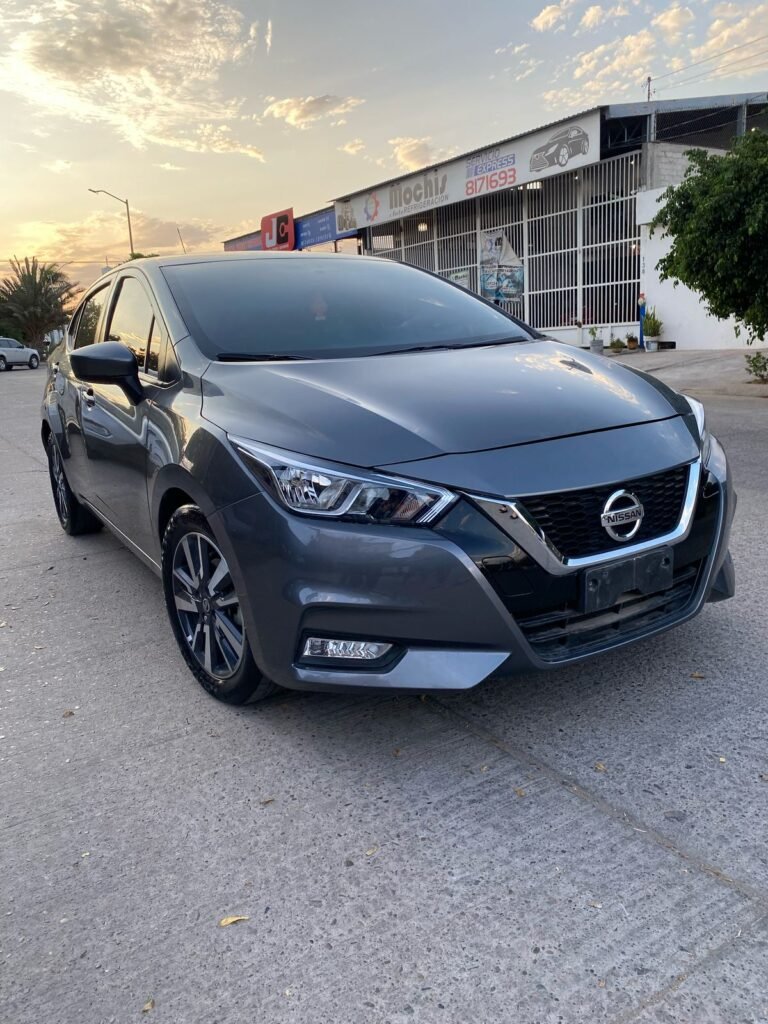 NISSAN VERSA 2022
