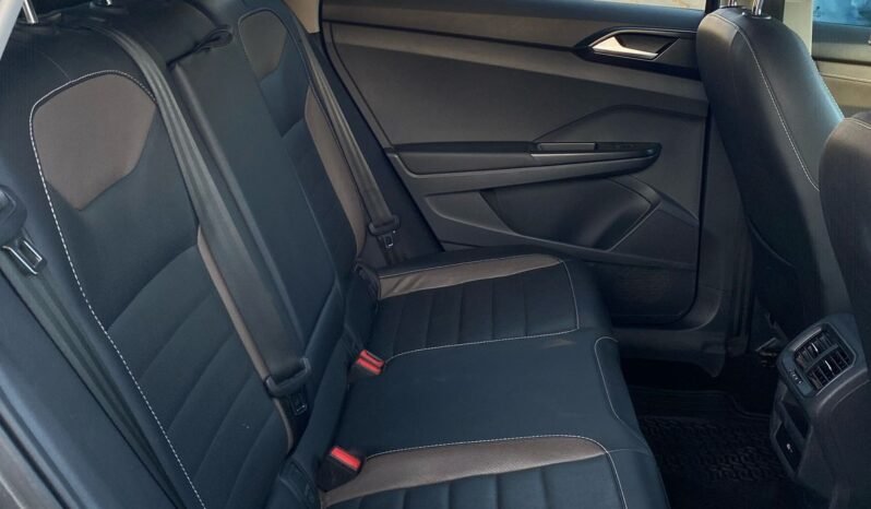 
								VOLKSWAGEN TAOS 2023 completo									