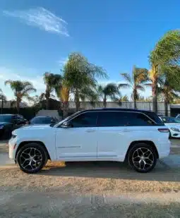 JEEP CHEROKEE 2022 completo